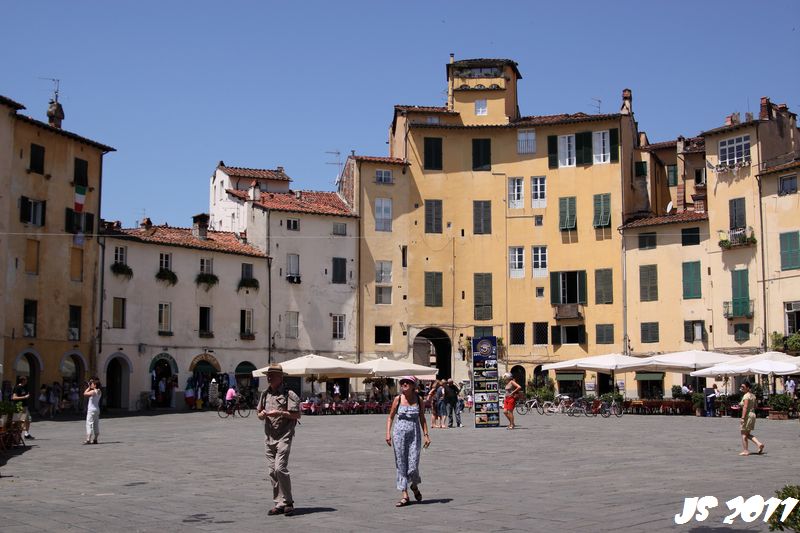 Marktplatz in Lucca