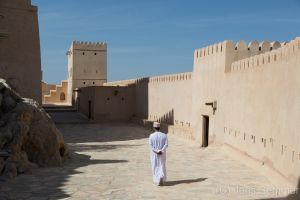 Orientalisches Ford Nakhal in Muscat